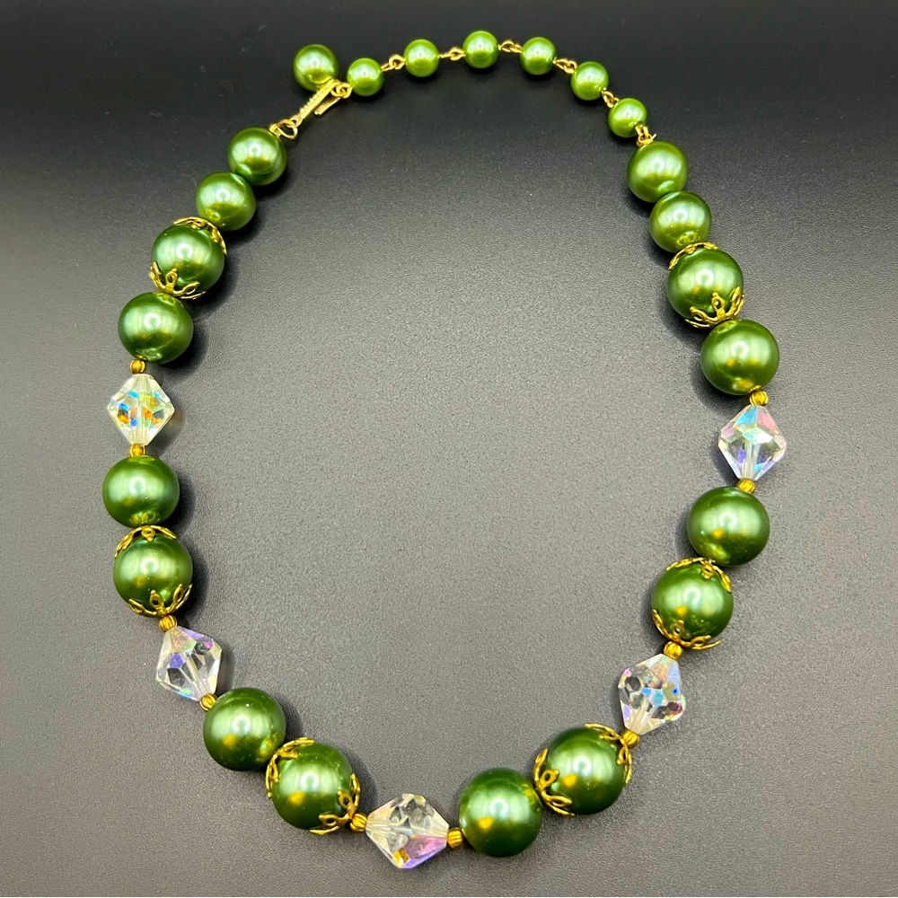 Vintage Lisner Green Glass Bead & Borealis Crystal Choker Style Necklace - Picture 1 of 4